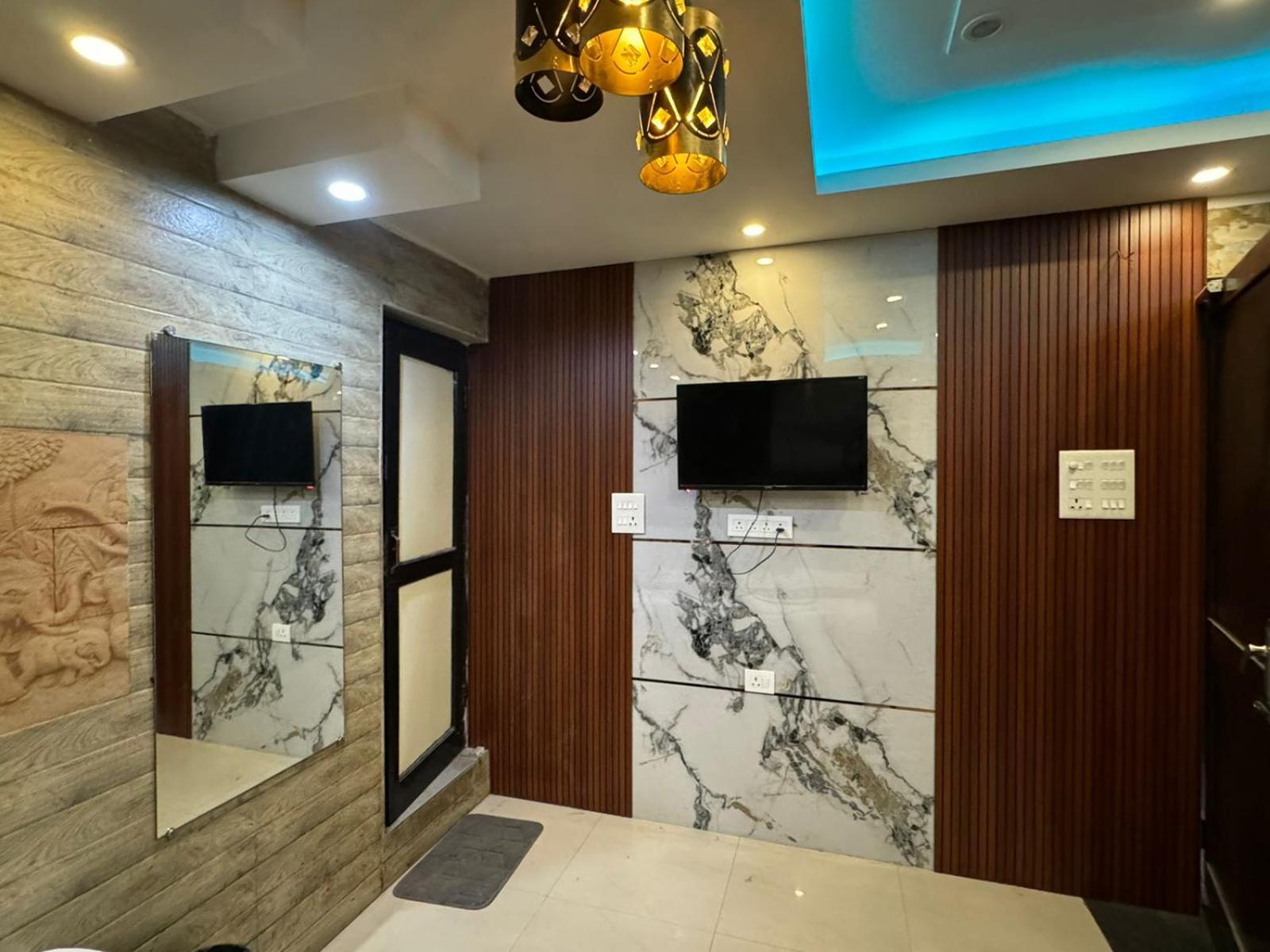 Hotel Dev Ganga Rishīkesh Exterior foto